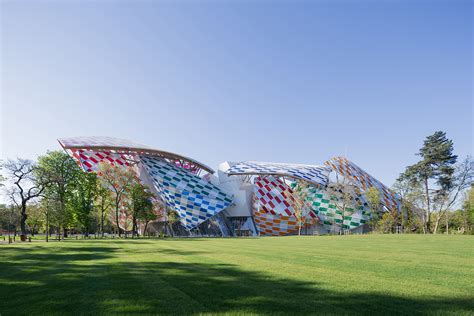 The Observatory of Light at the Fondation Louis Vuitton